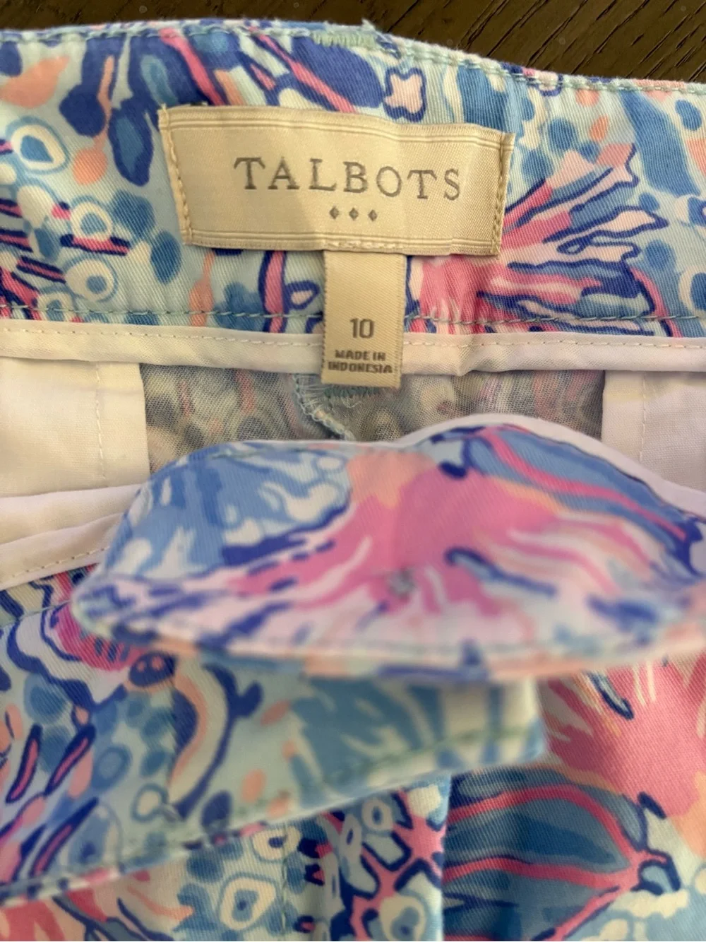 Talbots Abstract Print Chino Shorts Size 10 Tropical Vacation Preppy Coastal